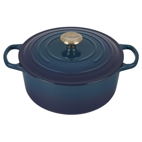Signature Round Dutch Oven