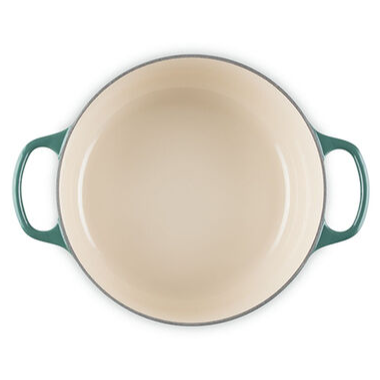 Signature Round Dutch Oven