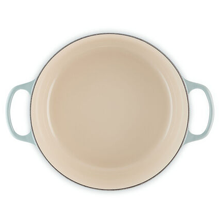 Signature Round Dutch Oven