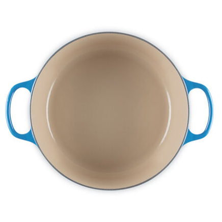 Signature Round Dutch Oven