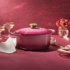 Signature Round Dutch Oven