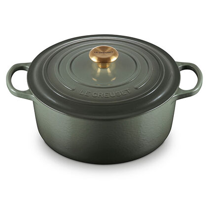 Signature Round Dutch Oven