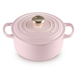 Signature Round Dutch Oven